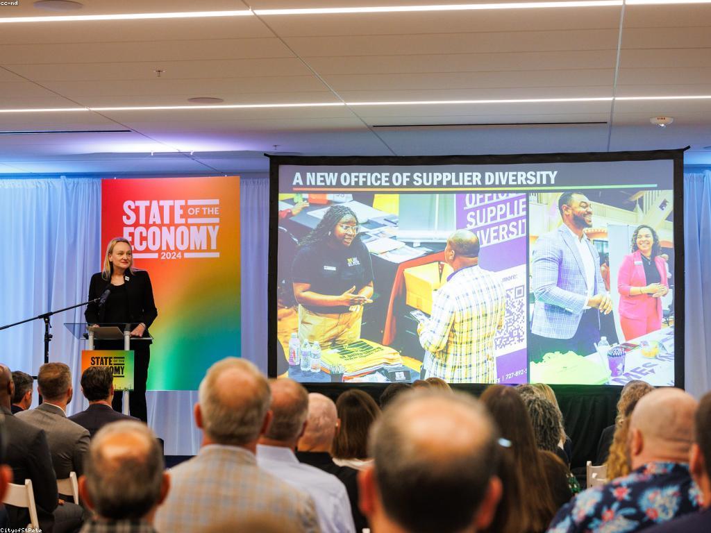 យុទ្ធសាស្ត្រស្លតសម្រាប់ការលូតលាស់អាជីវកម្ម