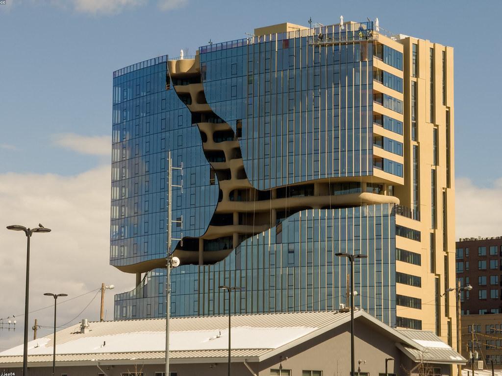 យុទ្ធសាស្ត្រស្លត: ការបង្កើនបញ្ហាអាជីវកម្ម និងដំណោះស្រាយ